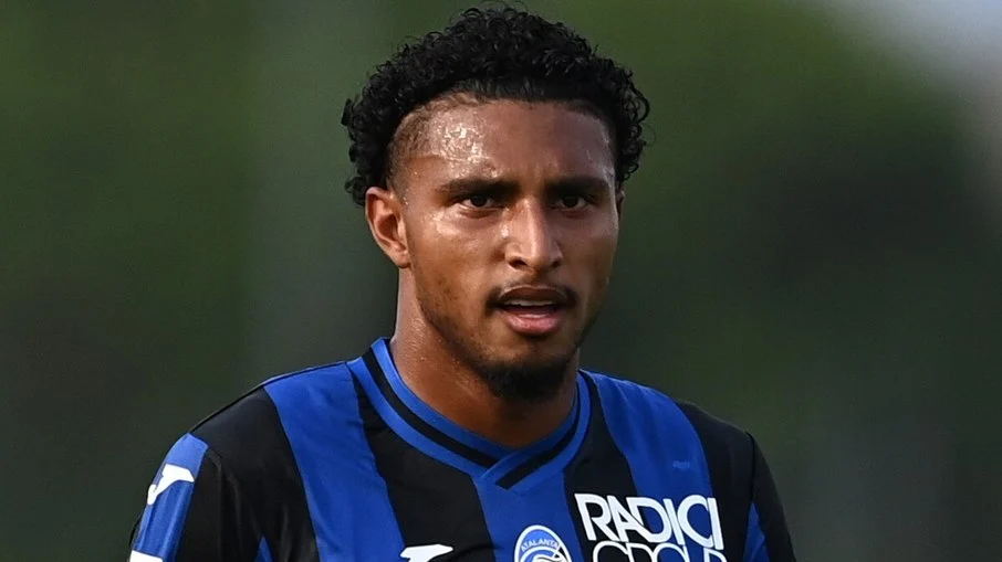 Wesley é cortado da seleção por lesão na virilha; ancelotti