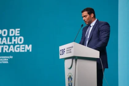 Cbf financia viagem de presidentes de clubes da série a