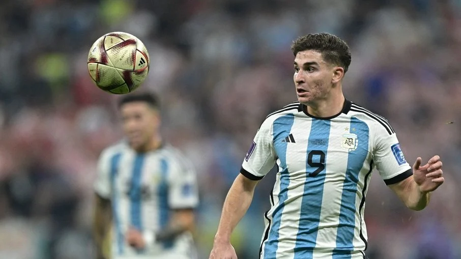 Atlético de madrid choca o mercado e recusa quase r$