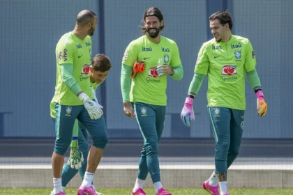 Alisson quebra o silêncio sobre sua condição física, garante 100%