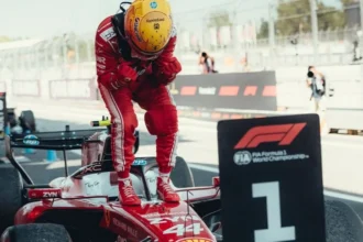Lewis hamilton vence pela primeira vez na ferrari: a maldição
