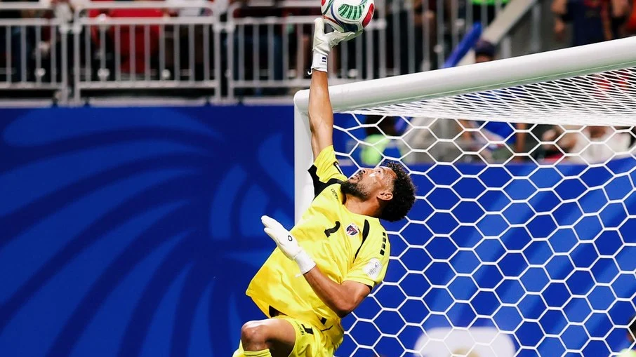 De dibu martínez a alisson e vozinha: qual goleiro fara