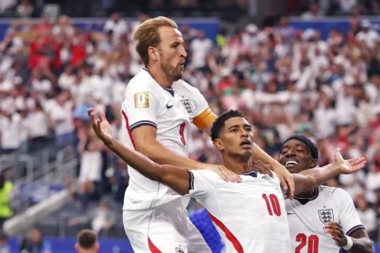 Inglaterra vence jogo eletrizante por 4 a 2 contra croácia