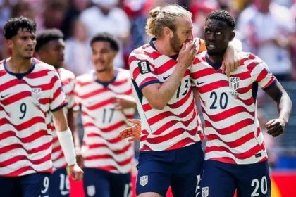 Estados unidos vencem austrália por 2 a 0 e lideram
