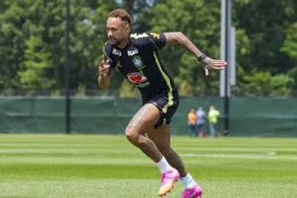 Ancelotti confirma data do retorno de neymar à seleção brasileira