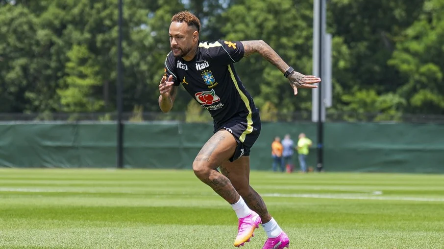 Ancelotti confirma data do retorno de neymar à seleção brasileira