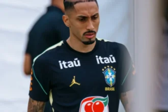 Cbf confirma lesão de raphinha na coxa direita; atacante da