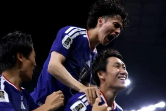 Japão dá show com goleada de 4 a 0 sobre