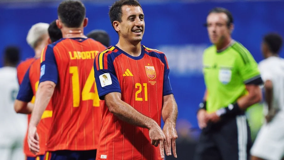 Mikel oyarzabal: a celebração do ‘m’ e a ascensão ao