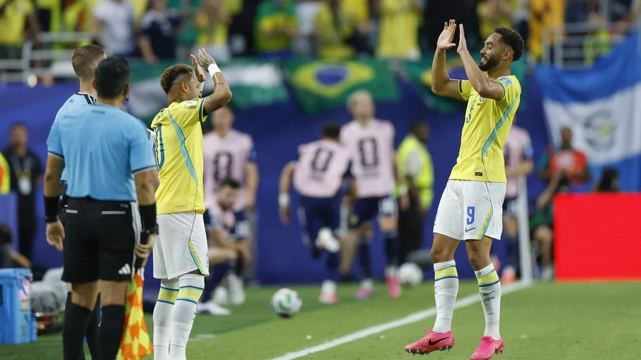 Neymar retorna à seleção pós lesão e revela expectativas para titularidade