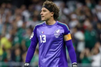 Ochoa alcança messi e cr7 em recorde histórico de copas