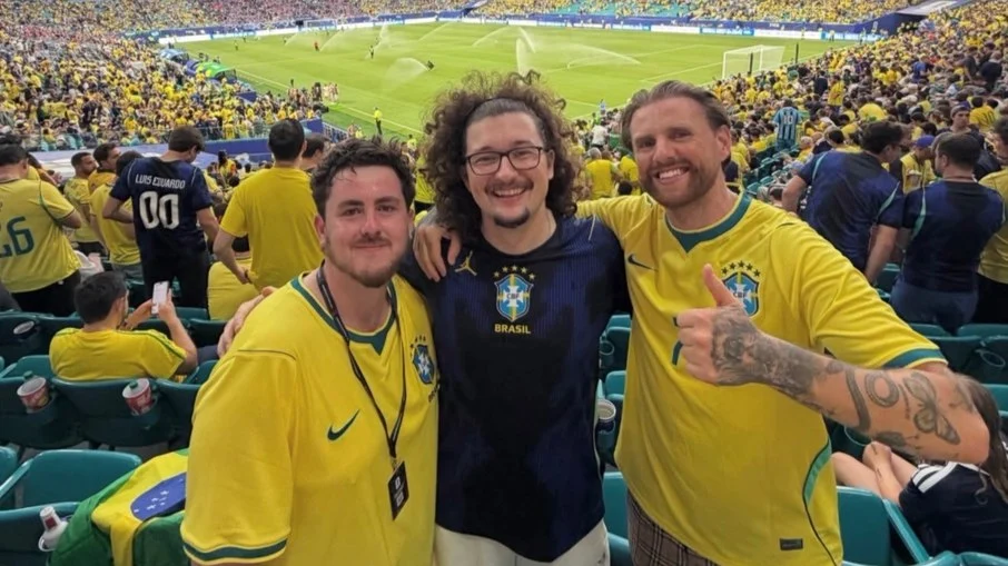 O ‘azarado’ cabeludo do manchester united: frank ilett, que prometeu