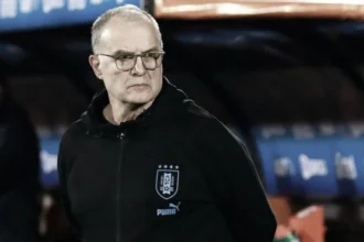 Marcelo bielsa: muslera, teimosia e o colapso do uruguai na