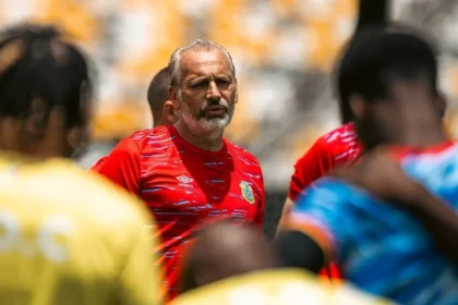 Drama na copa: técnico sébastien desabre é chocado com notícia