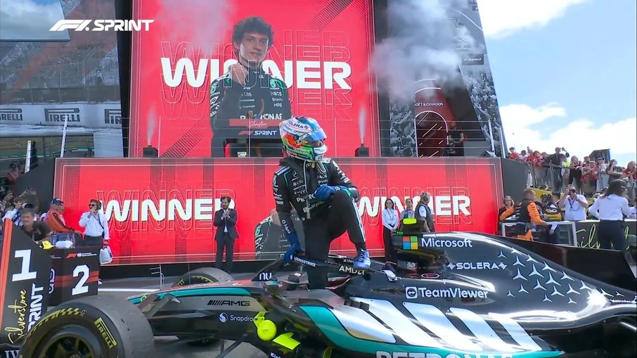 Kimi antonelli conquista pole position e vence sprint em silverstone,