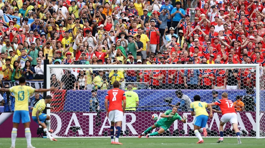 Bruno guimarães quebra invencibilidade e pênalti perdido contra noruega revive