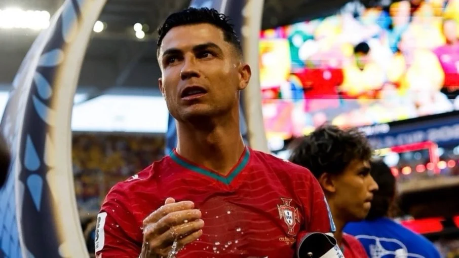 Cr7 faz história: cristiano ronaldo se isola como segundo jogador