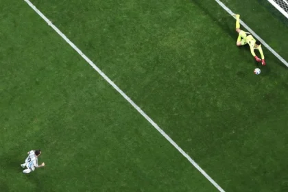 Messi amplia recorde negativo com quarto pênalti perdido em copas