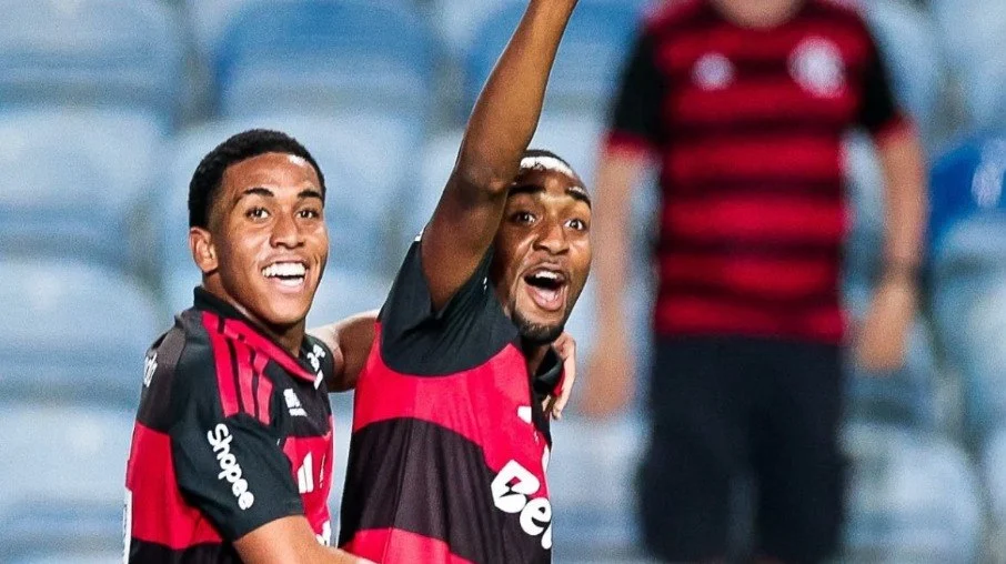 Com gols de garotos do ninho, flamengo vence lausanne por