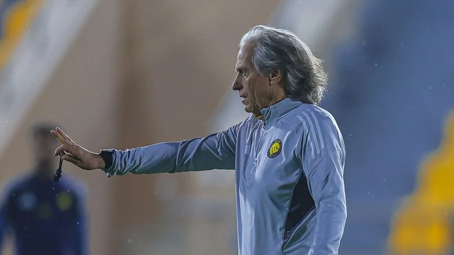 Jorge jesus, o ‘mister’ ex flamengo, é anunciado como técnico de