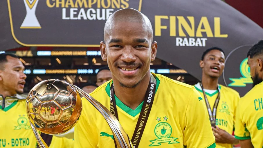 Luto no futebol: jayden adams, zagueiro destaque da áfrica do