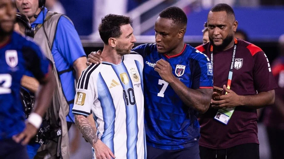 Grêmio acerta com jovane cabral: meia atacante da seleção de cabo