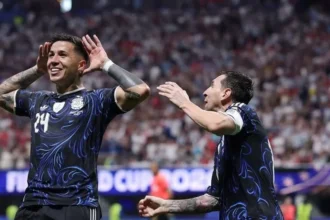 Reino unido pressiona fifa por suspensão de jogadores argentinos da