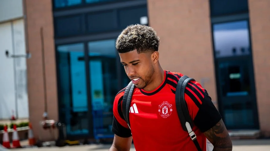 Manchester united inicia pré temporada 2026/27 contra wrexham: onde assistir, estreias
