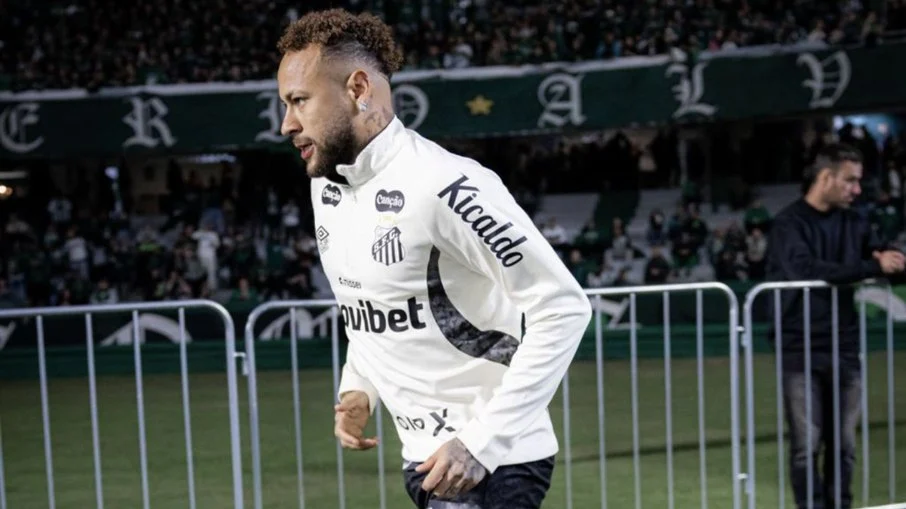 Neymar ausente em decisão do santos na venezuela: craque repete