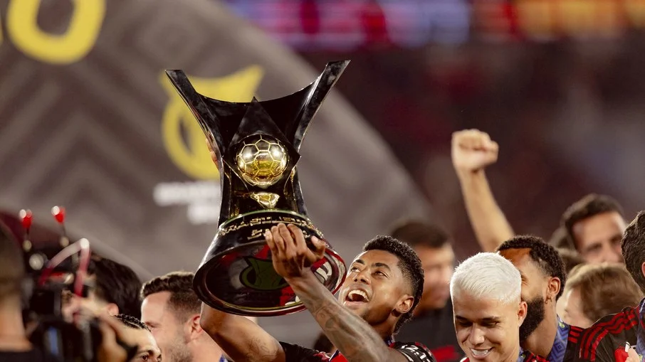 Brasileirão 2026 volta com tudo pós copa: seis jogos decisivos agitam