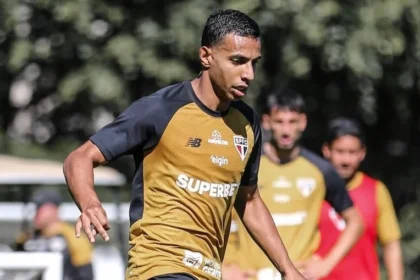 Victor sá é apresentado no são paulo, mas não pode