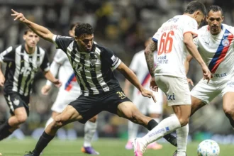 Atlético mg e bahia empatam em jogo de reviravoltas na arena