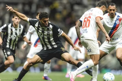 Atlético mg e bahia empatam em jogo de reviravoltas na arena
