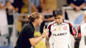 Filipe luís tenta seduzir titular do flamengo para o monaco;