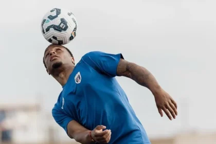 Do mundial ao imortal: grêmio anuncia jovane cabral, atacante de
