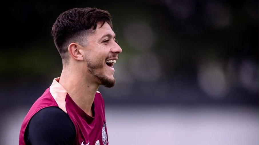 Corinthians reage ao interesse do river plate em garro: clube