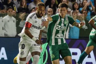 Neymar prova que ainda decide: dois gols, polêmica do poker