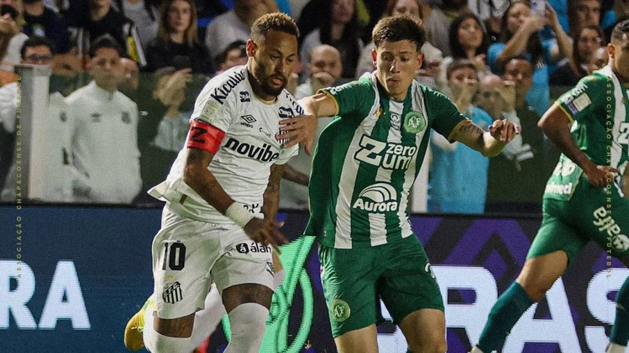 Neymar prova que ainda decide: dois gols, polêmica do poker