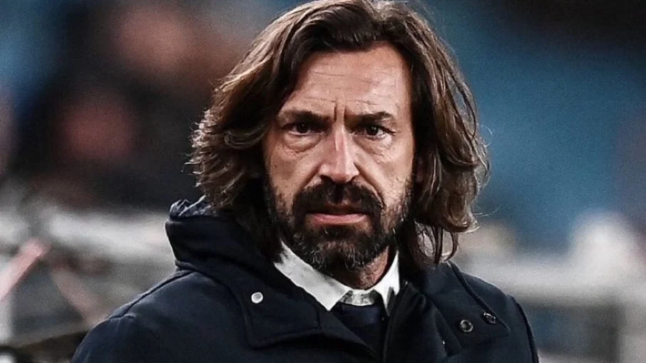 Itália desiste de andrea pirlo como técnico da azzurra após