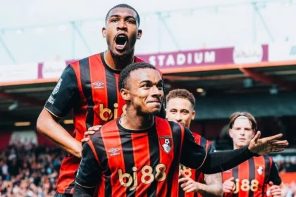 Barcelona mira contratação de eli junior kroupi, companheiro de rayan,