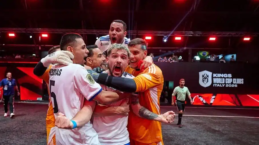 Mundial da kings league: g3x e furia buscam vaga direta