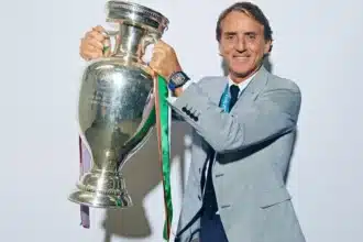 Itália anuncia roberto mancini e claudio ranieri na seleção após