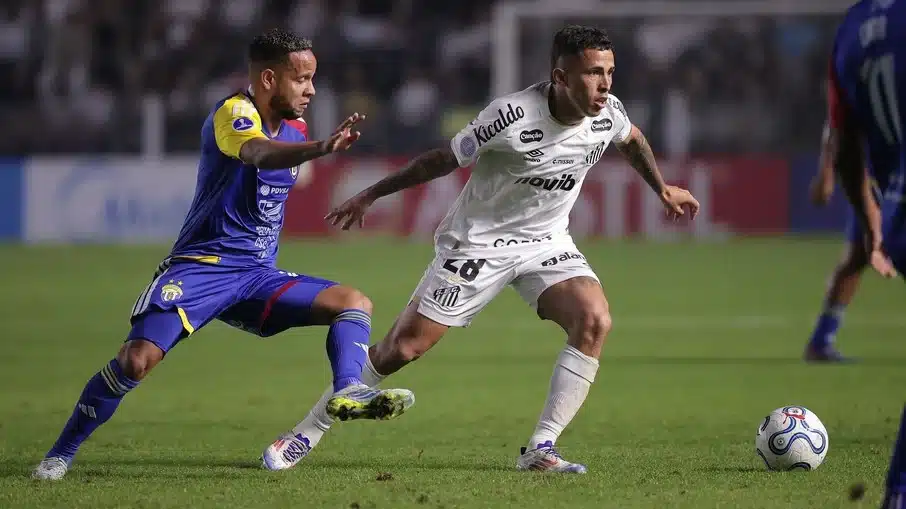 Neymar entra, santos supera susto inicial da ucv e goleia
