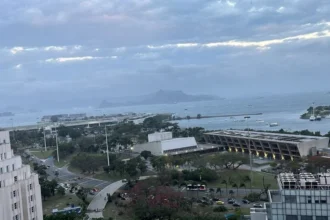 Vendaval atinge rio de janeiro, deixando são januário sem luz