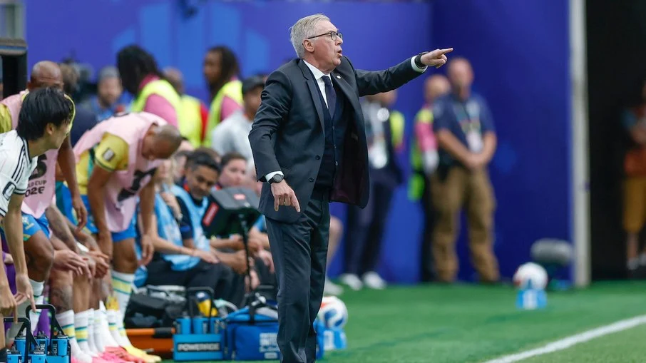Ancelotti admite erro crucial na eliminação do brasil na copa