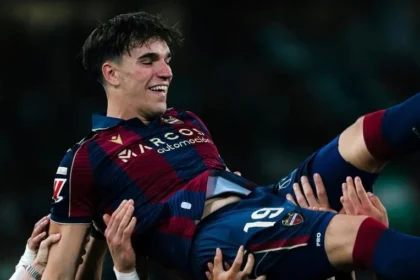 Real madrid surpreende e contrata carlos espí, jovem camisa 9