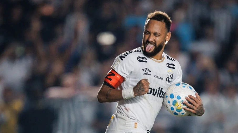 Neymar engata sequência no santos, mas leilão beneficente milionário cria