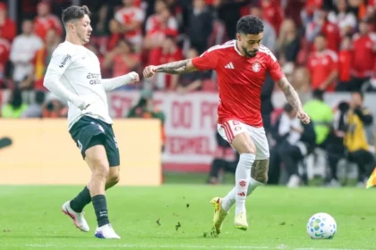 Corinthians estuda ação jurídica contra árbitro de jogo da copa