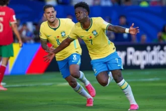 Premier league atrai 7 bilhões em transferências e sonha com