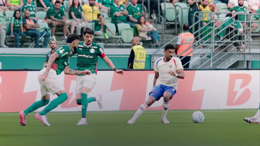 Palmeiras defende vantagem crucial em cuiabá contra fortaleza por vaga